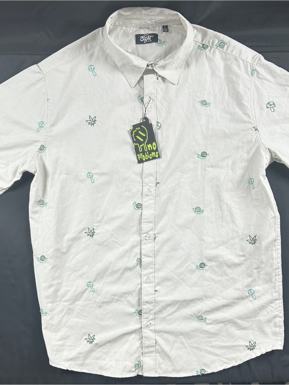 Eighty Eight Mens L NWT Weed Mushroom Embroidered Button Up Shirt